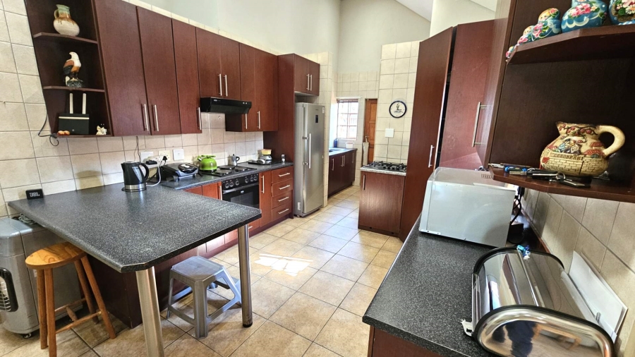 3 Bedroom Property for Sale in Melodie North West